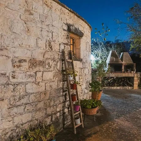 Trulli Carla's Secret בית נופש